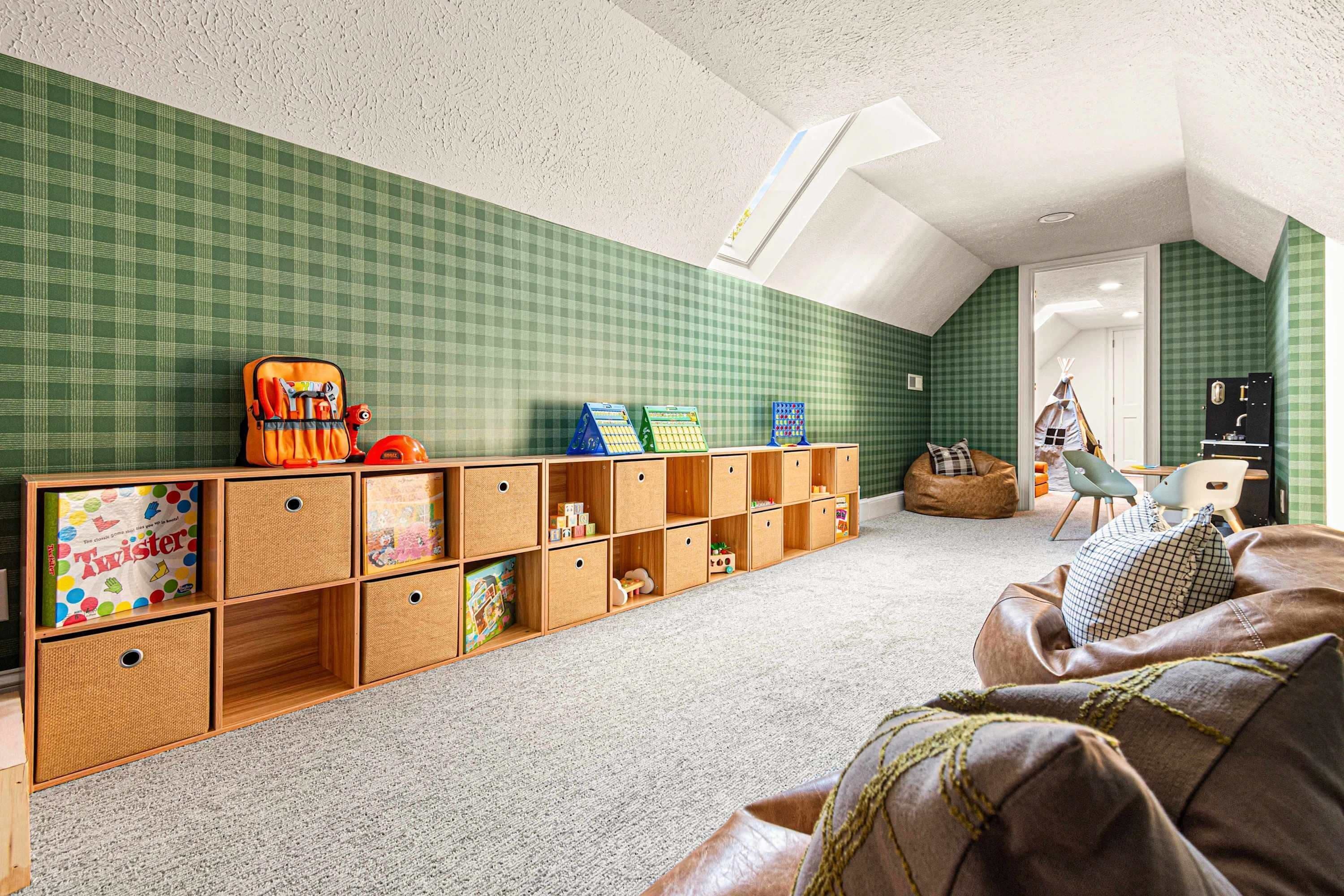 House | 9 bedrooms, high-speed internet
