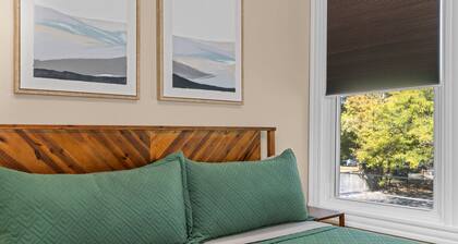 Near Forest Park Central West End - Sleeps 6