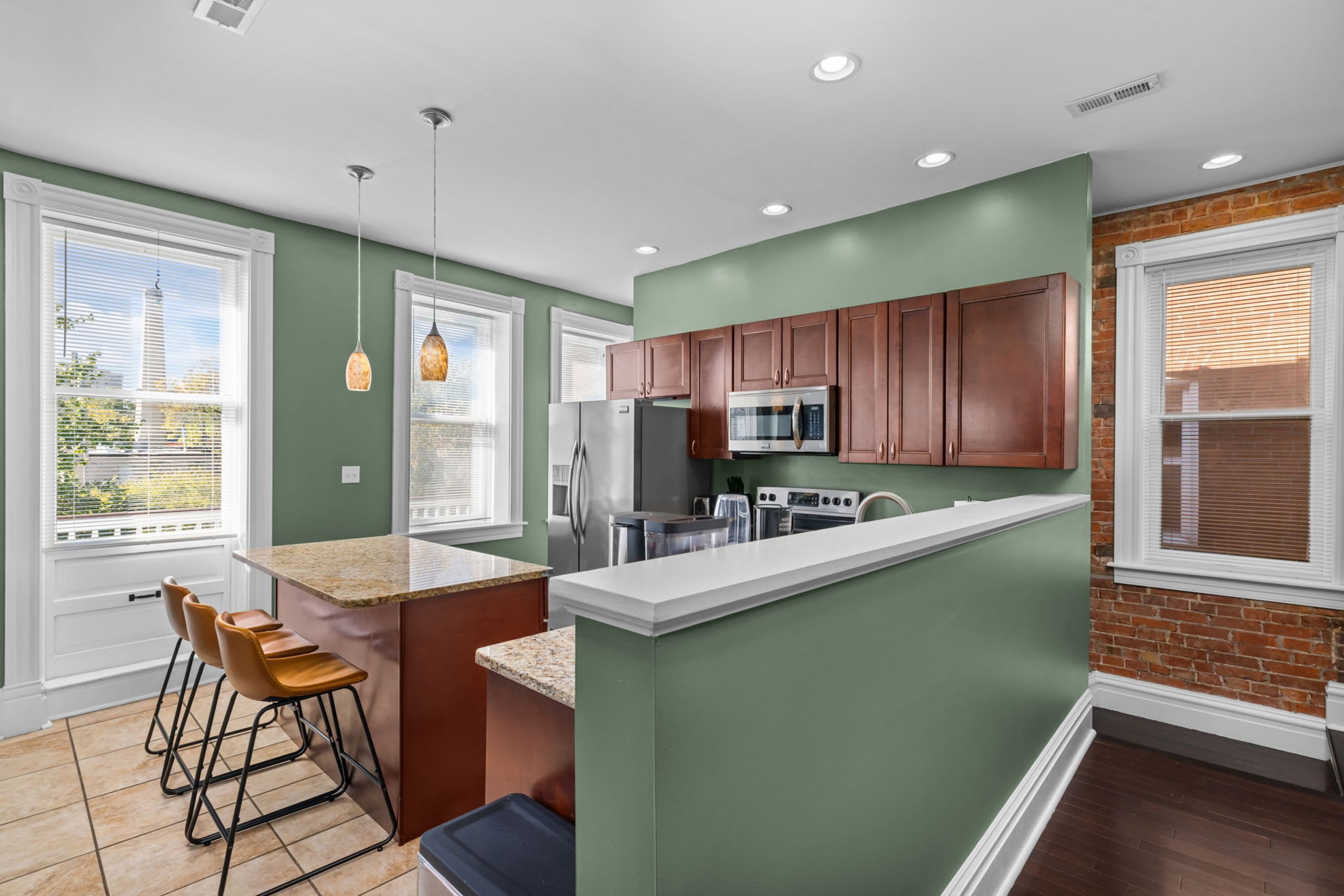 House | 3 bedrooms, high-speed internet
