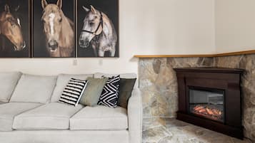 House | 4 bedrooms, high-speed internet