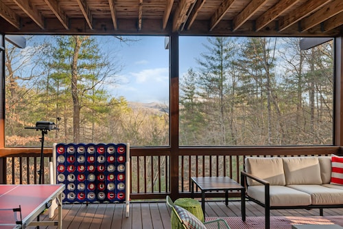 Blue Ridge Retreat - Sauna - Hot Tub - Firepit