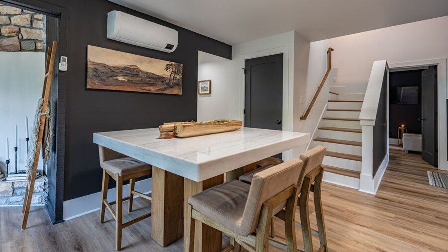 Sleeps 10 Stunning Views Private Sauna Fireplace