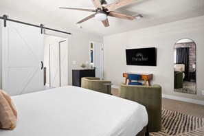 Unclassified image, 4 of 80, button - Scottsdale Estate Pool Sport Court Sleeps 18 (Scottsdale)