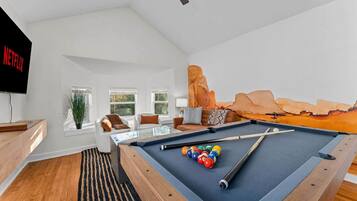 House | 4 bedrooms, Internet