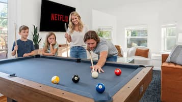 House | 4 bedrooms, high-speed internet