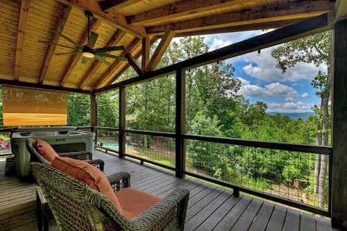  Tucker's Hideaway
