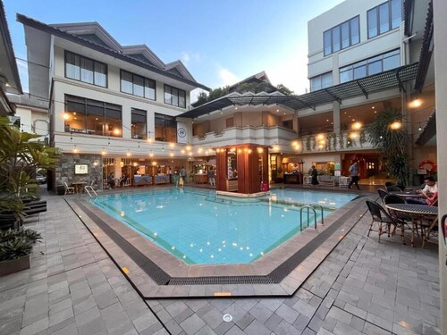 Bentani Hotel & Residences