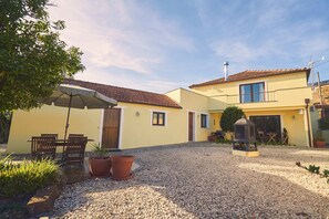 Exterior - Spacious Family Villa - Peaceful Rural Escape (Penacova)