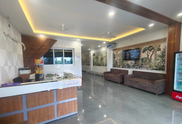 Hall