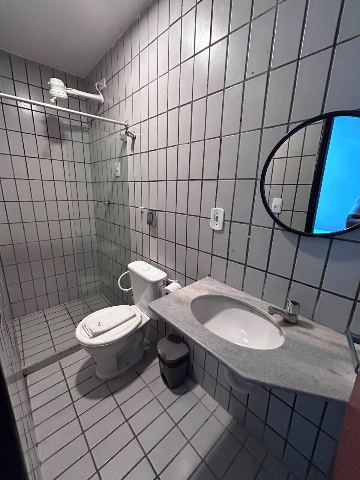 Basic Double Room | Bathroom | Shower, towels, toilet paper