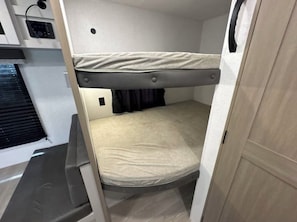 3 bedrooms, bed sheets