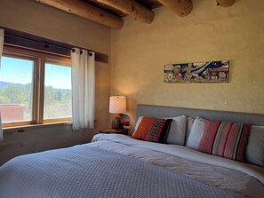 3 bedrooms, desk, iron/ironing board, WiFi (free) - Casa Nido - Views and Comfort (El Prado)