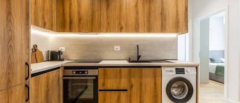 Fridge, oven, stovetop, toaster