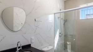 Basic Apartment | Bathroom - Studio in Velha w/ City View Ola0002 (Blumenau)