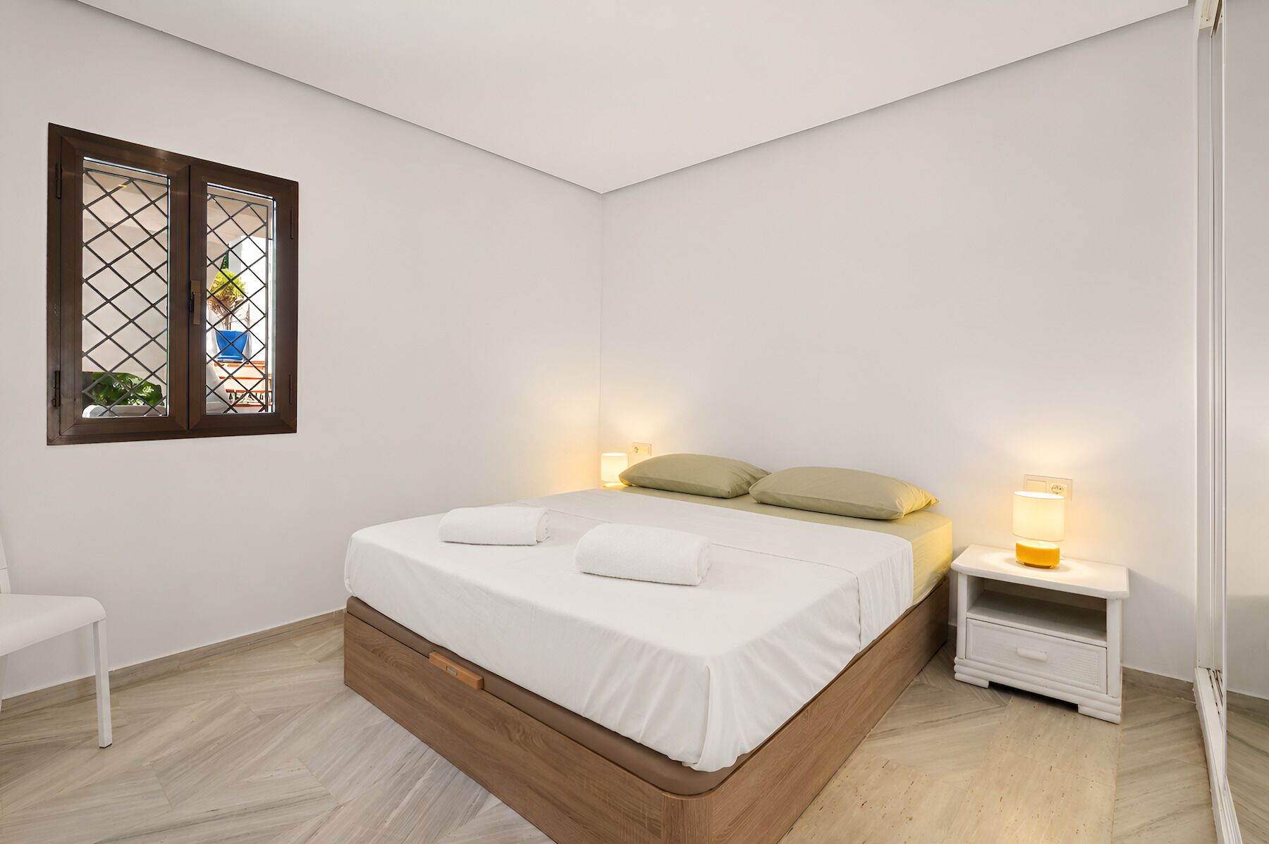 2 chambres, accès au Wi-Fi (inclus), literie fournie