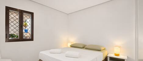 2 chambres, accès au Wi-Fi (inclus), literie fournie