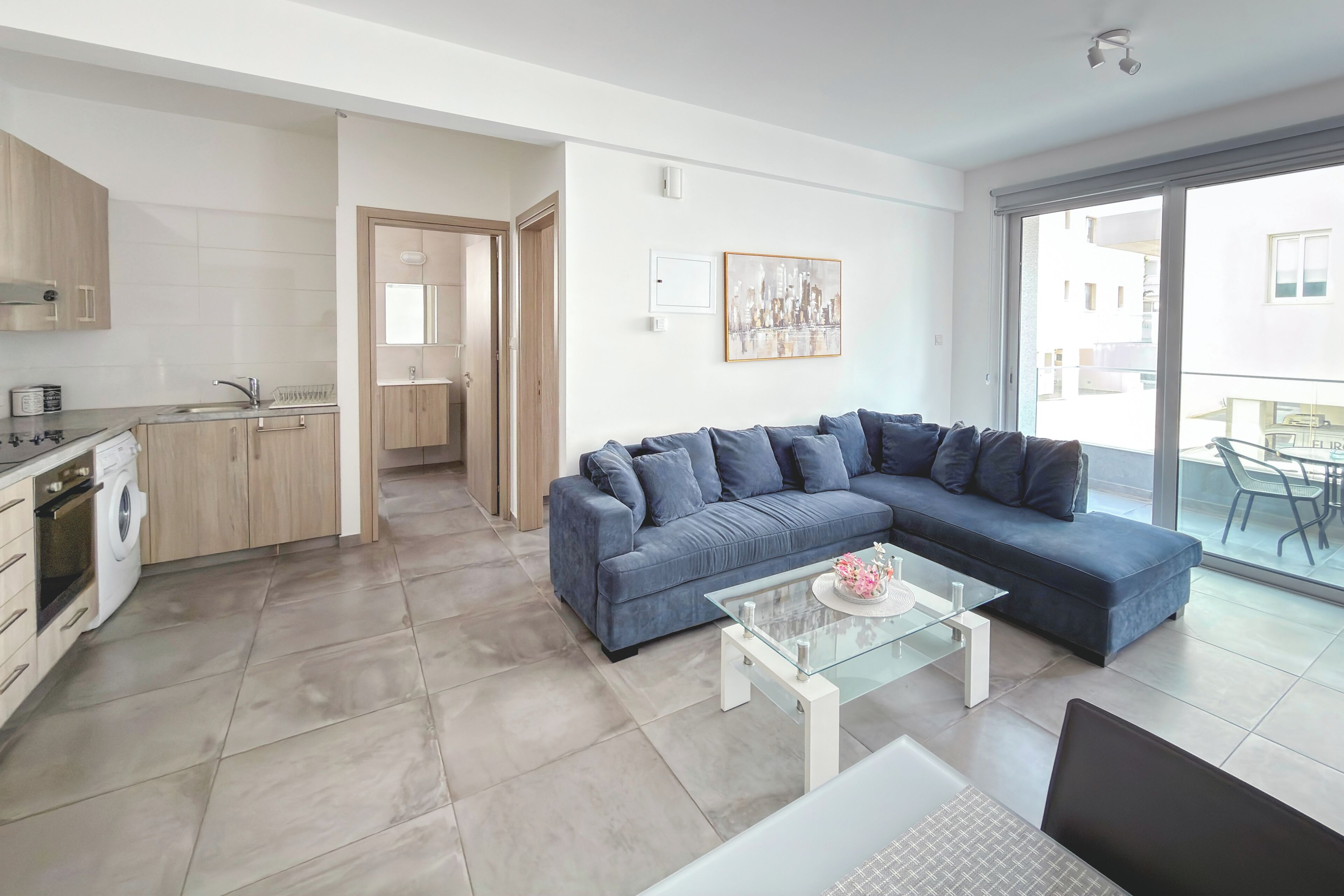 Apartment, Balcony | Living area