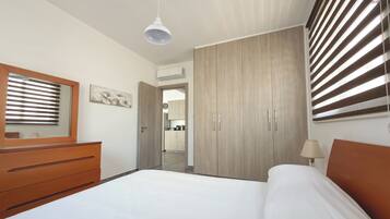 Apartment, Balcony | Iron/ironing board, free WiFi