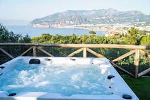 Idromassaggio all'aperto