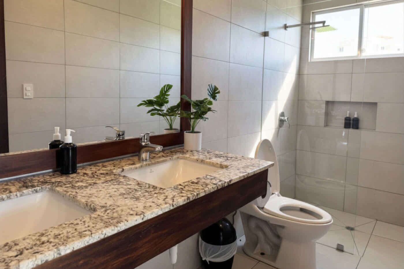 Shower, hair dryer, towels, shampoo