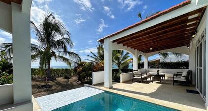Beachfront | Pool With Views | Family & Friends