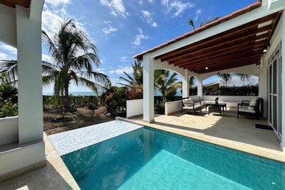Beachfront | Pool With Views | Family & Friends