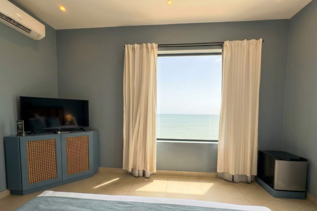 1 bedroom, iron/ironing board, travel crib, WiFi