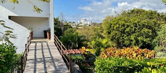 Beachfront | Pool With Views | Family & Friends