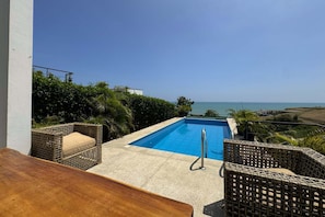 Pool - Oceanfront Villa | Private Pool | Jama Campay (Camarones)