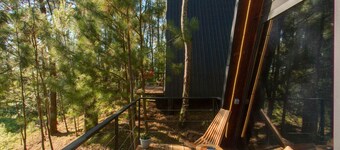 Seaside A-Frame Cottage for Couples and Families near Ureki Beach