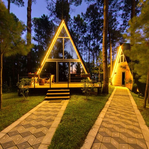 Seaside A-Frame Cottage for Couples and Families near Ureki Beach