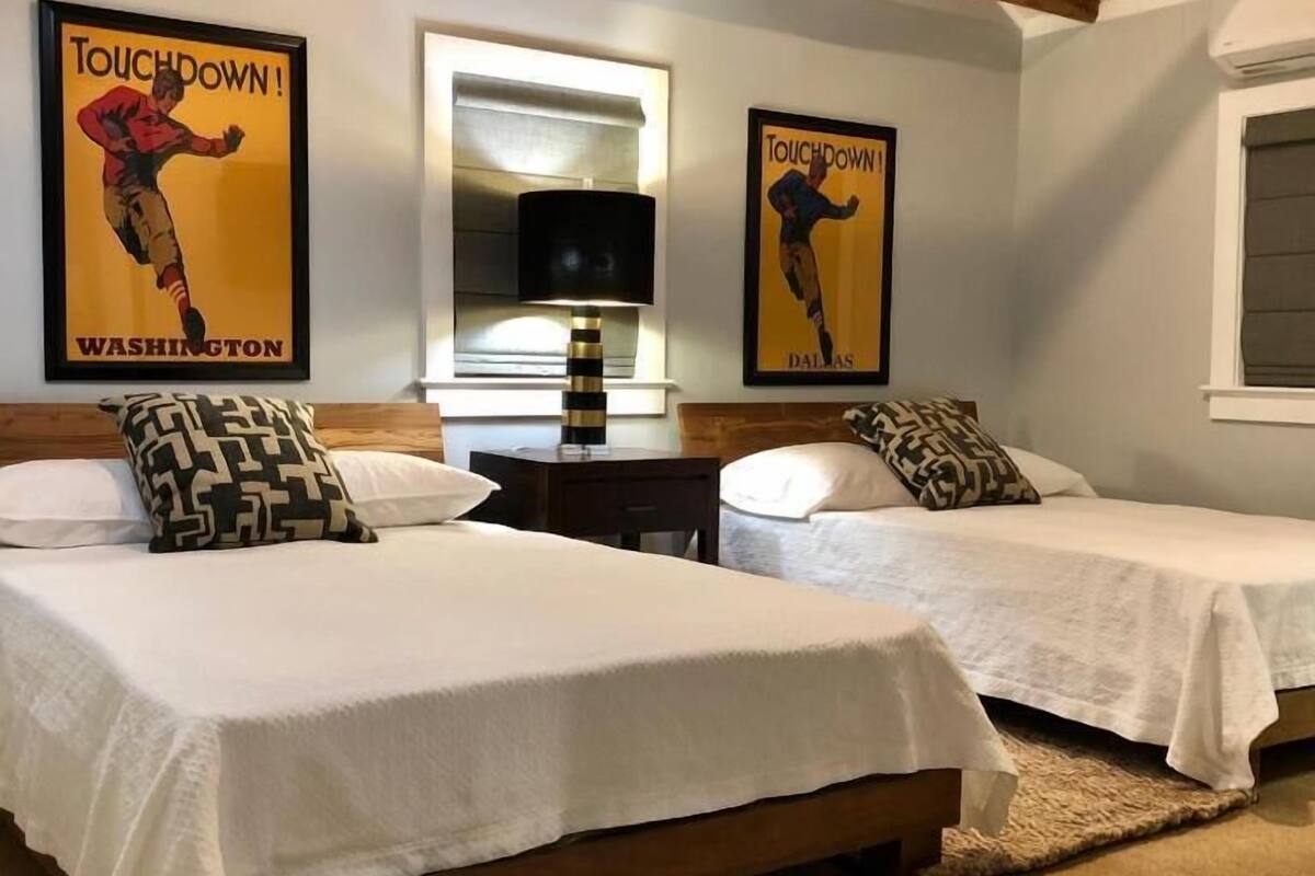 1 Comfort Double Room, Patio | Iron/ironing board, WiFi (free)