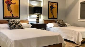 2 Comfort Double Room, Patio | Iron/ironing board, WiFi (free)