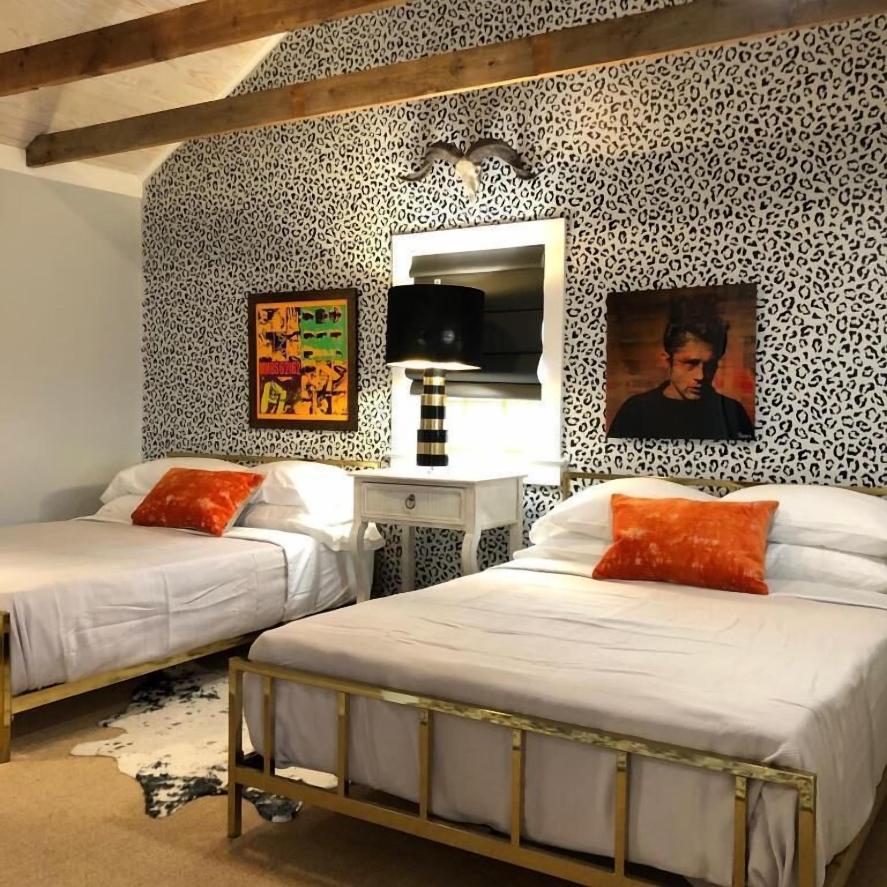 Comfort Double Room, Patio | Iron/ironing board, free WiFi