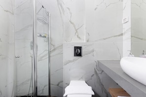 Bathroom - Razin 37 (Eilat)