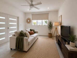 Living area - 2 bed Villa in Hastings, Walking distance to Amenities - NO CAR NEEDED (Bridgetown)