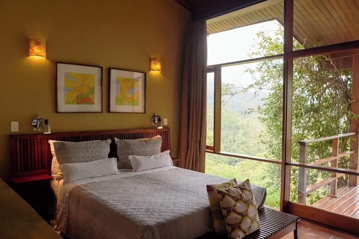 In-room safe, desk, blackout drapes, WiFi (free)