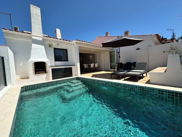 Pool - Vrbo Property (Quarteira)