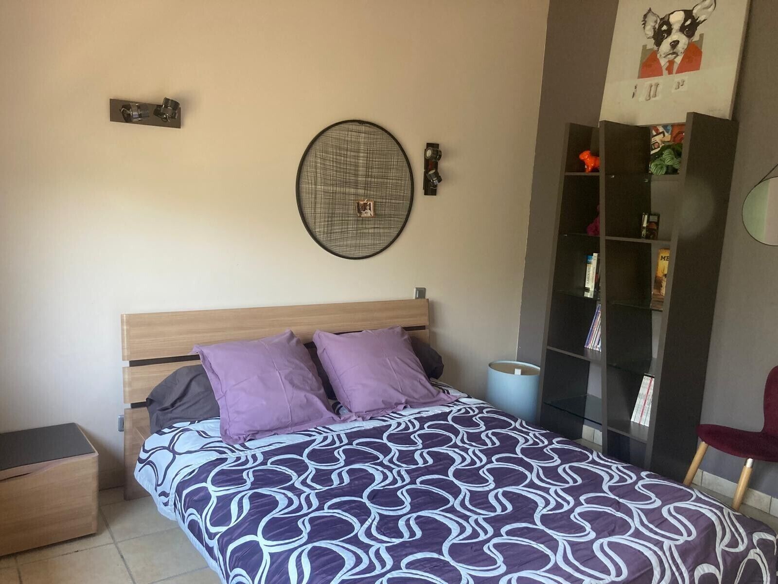 4 habitaciones, tabla de planchar con plancha, wifi y ropa de cama 