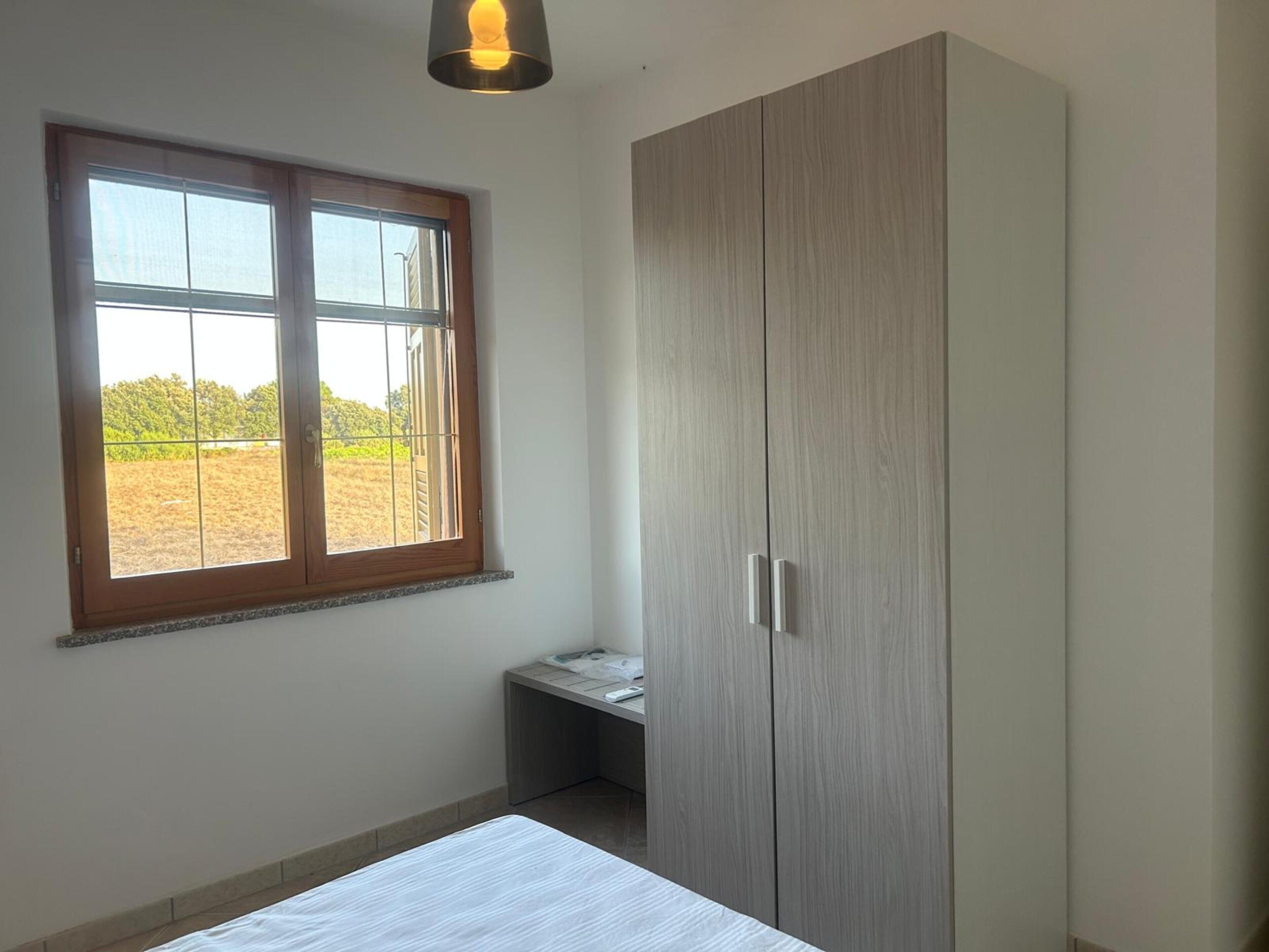 3 slaapkamers, een strijkplank/strijkijzer, wifi, beddengoed