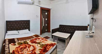 Hotel P P Palace