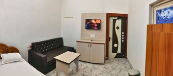Hotel P P Palace