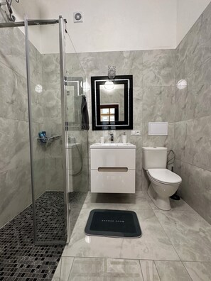 Bathroom - Modern Karlín Loft III Old Town Walk III Elevator (Hlavní město Praha)