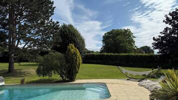 Apartment | Pool | Outdoor pool
