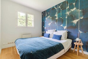 Apartment | 5 bedrooms, laptop workspace, iron/ironing board, bed sheets - Exceptional House With Pool 12P - Englesqueville (Englesqueville-en-Auge)