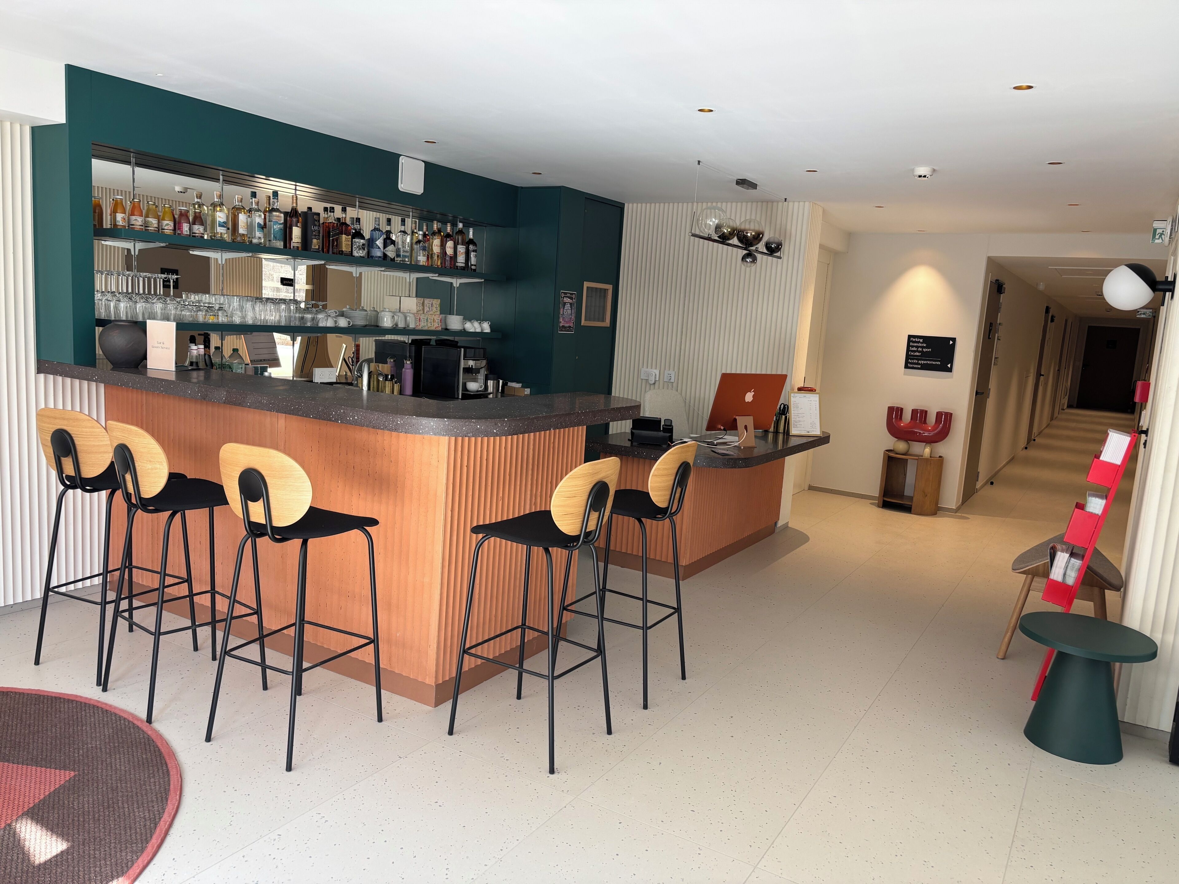 Bar (in der Unterkunft)