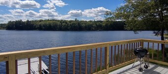 2-bdrm house in beautiful Boothbay! A perfect location for relaxing getaways!