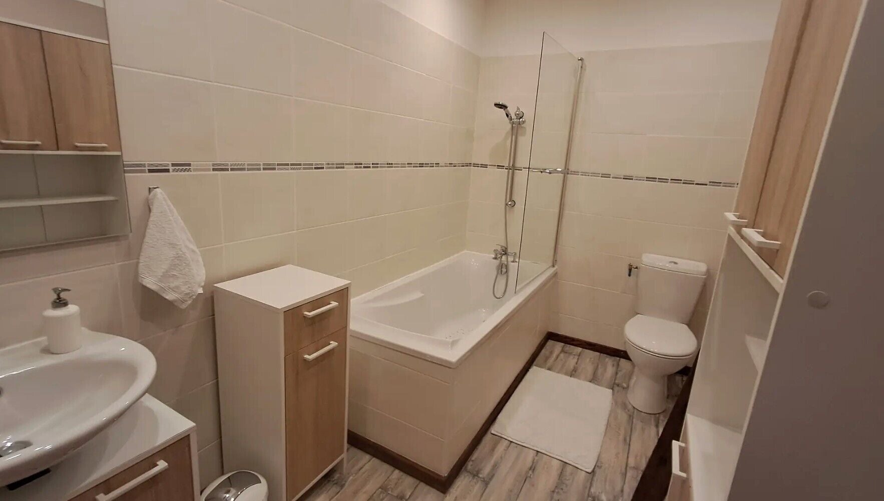 Een douche, een haardroger