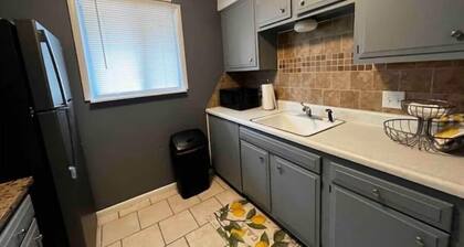 Modern & Cozy Oasis @ Bailey Court #3