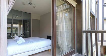 Charming Apartment With Balcony 3br/6p - Deauville